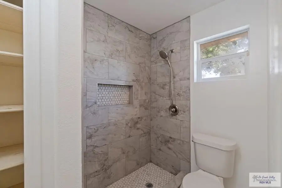 1721 Westminster Cir, Brownsville, TX 78521 - #2