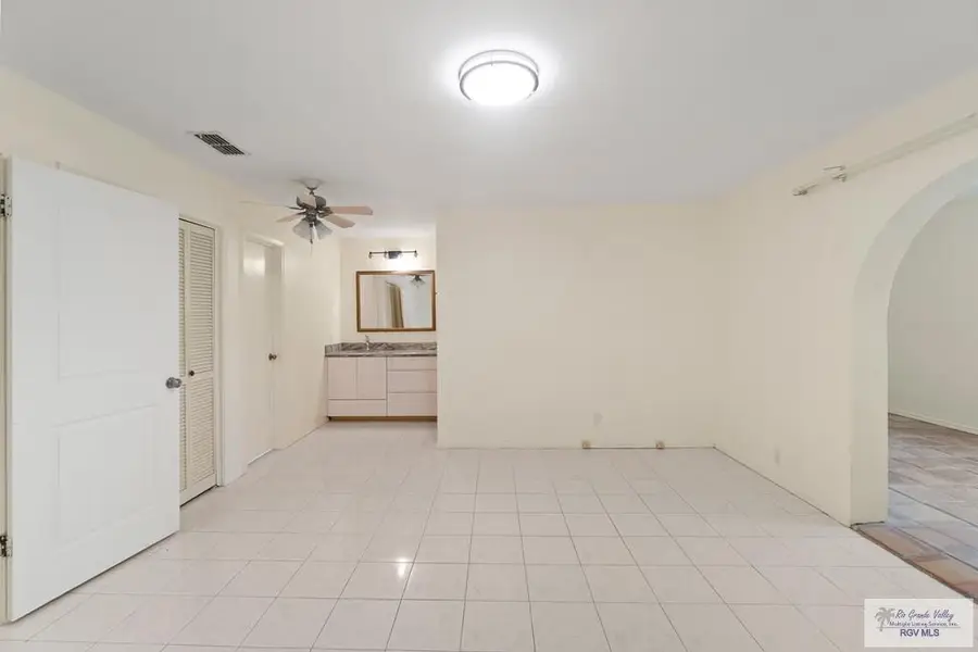 1721 Westminster Cir, Brownsville, TX 78521 - #3