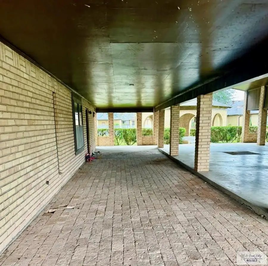 200 Santa Ana Ave. #APT 1, Rancho Viejo, TX 78575 - #2