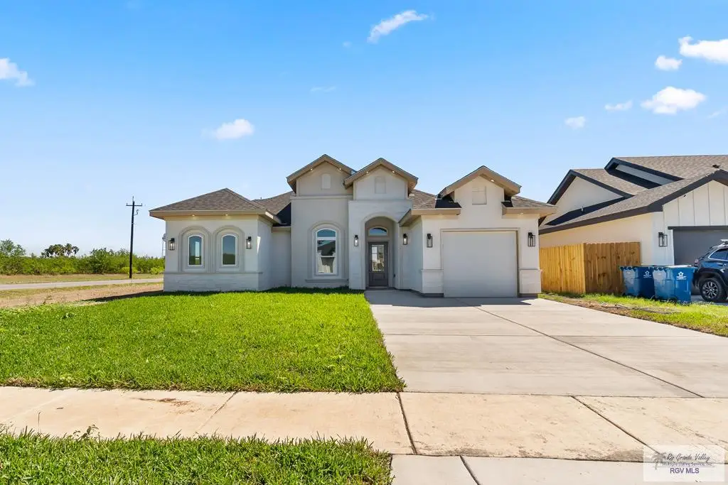 101 Marigold Dr, Los Fresnos, TX 78566 - #1