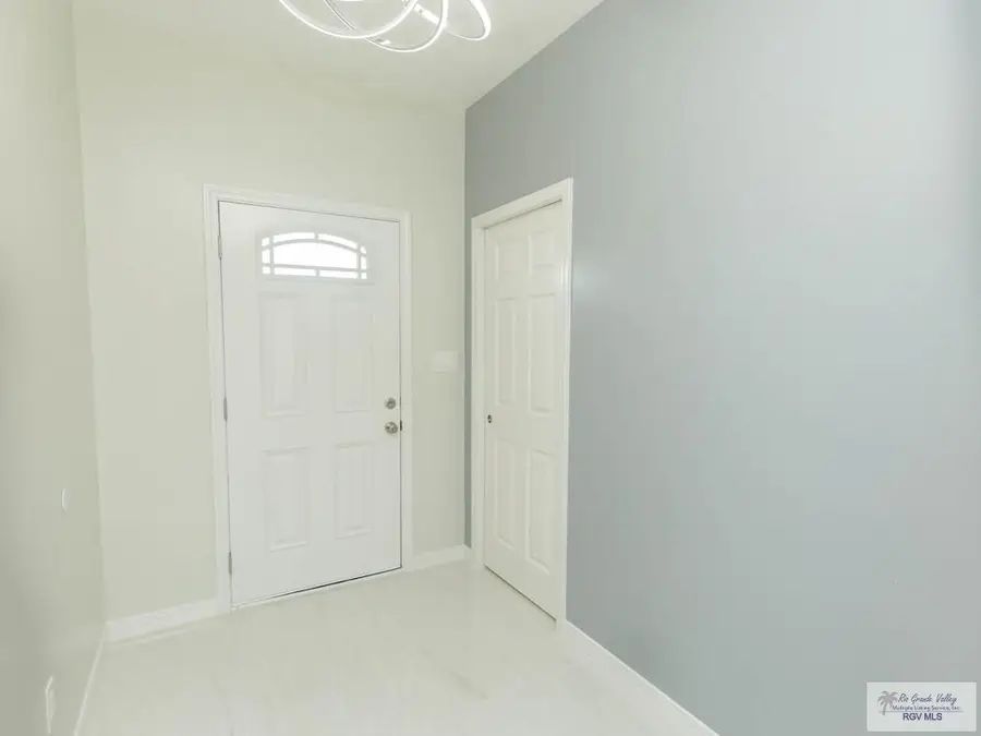 715 Carmelita Ln, San Benito, TX 78586 - #2