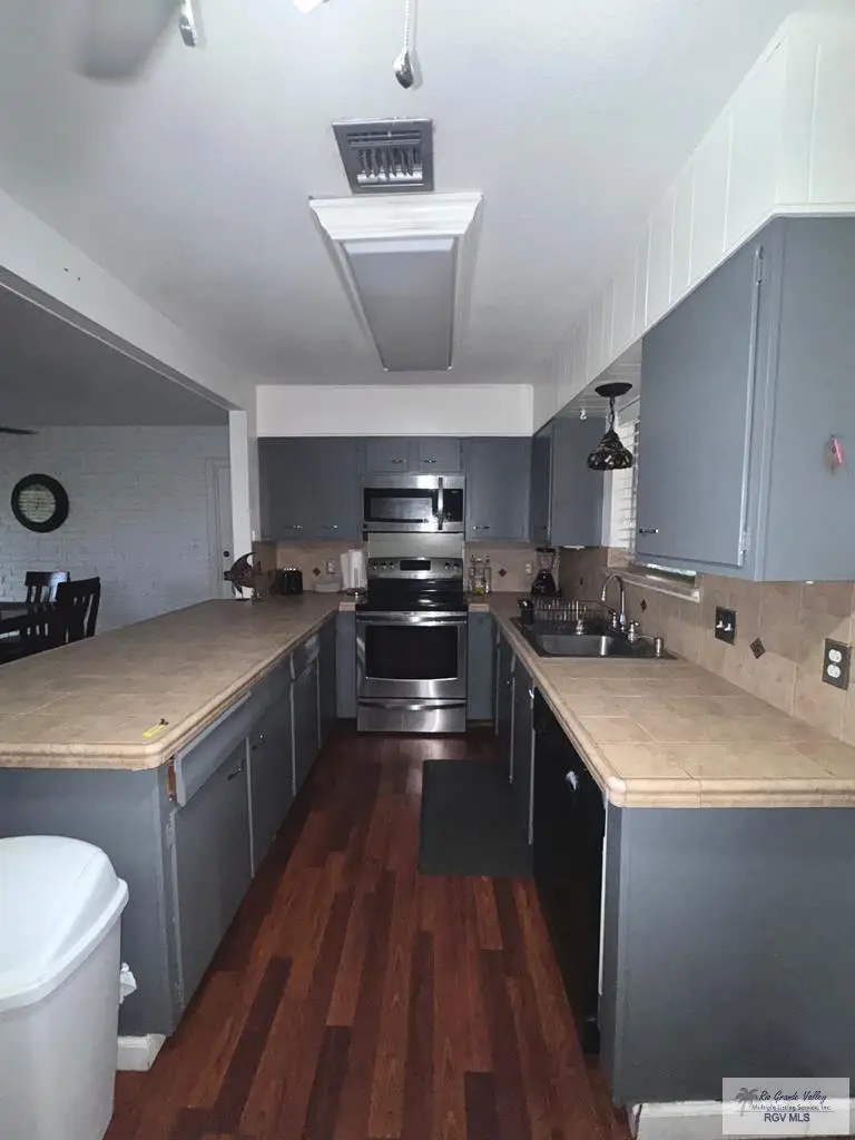 210 El Verde Ln., Brownsville, TX 78520 - #3