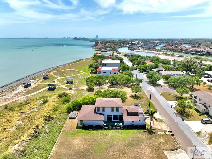 1614 N Shore Dr., Port Isabel, TX 78578 - #3
