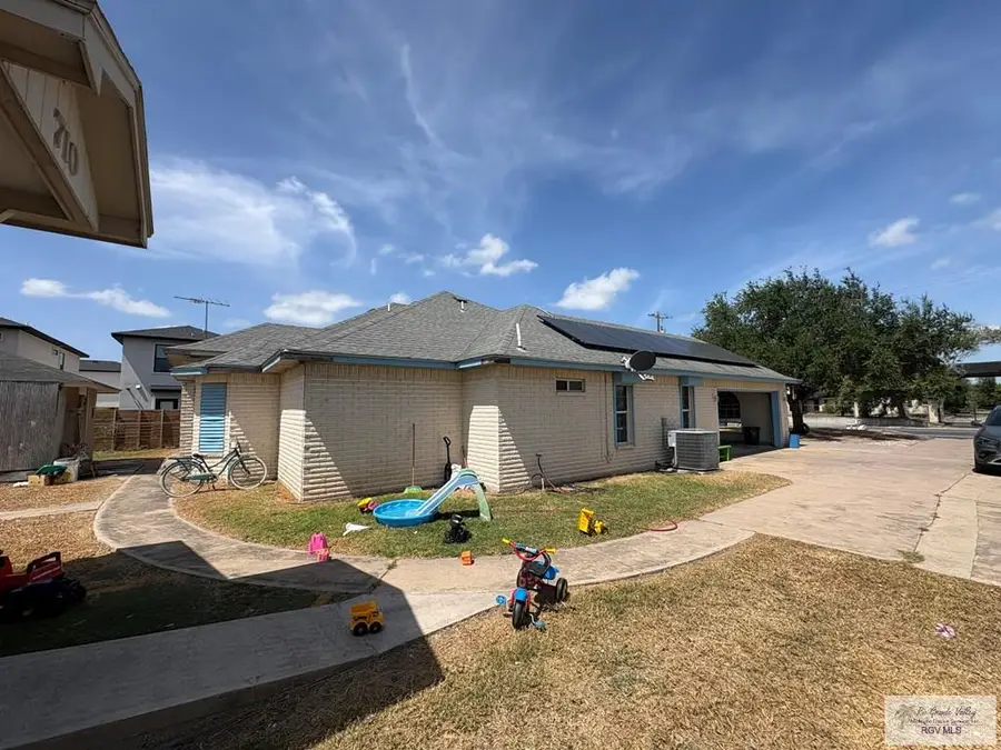 710 Arroyo Blvd, Los Fresnos, TX 78566 - #2