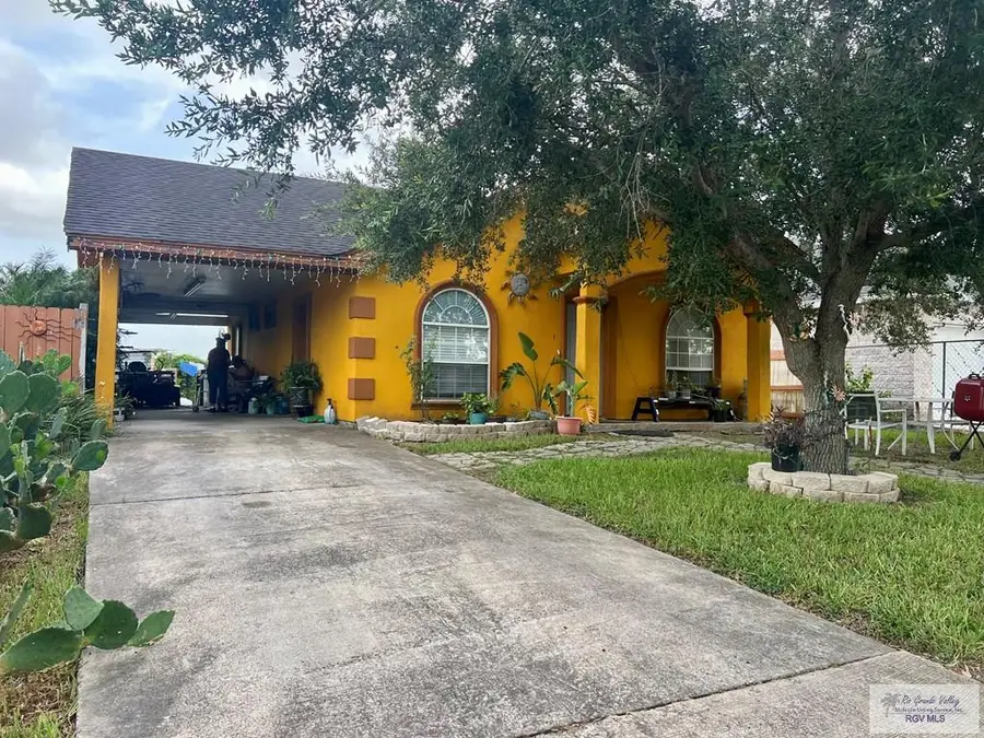 6702 Los Lobos Dr., Brownsville, TX 78521 - #2