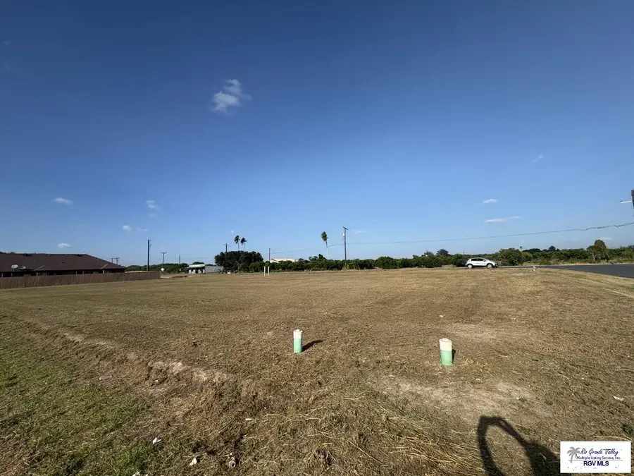 908 S Victoria Rd., Donna, TX 78537 - #2