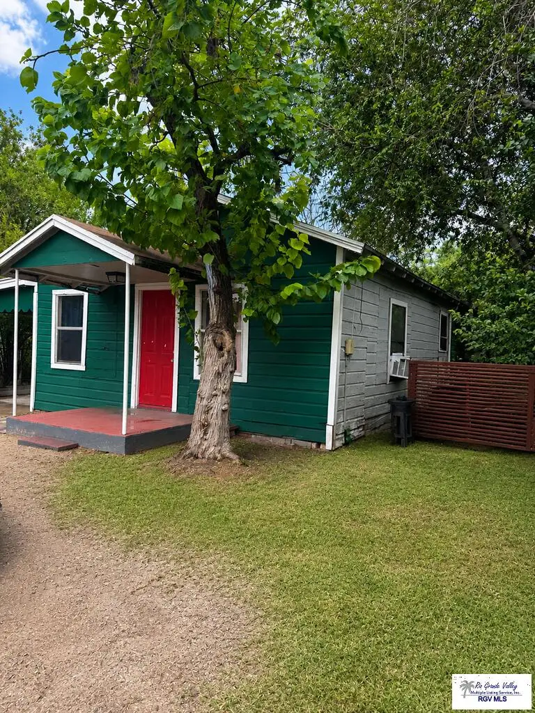 1017 W Jefferson Ave, Harlingen, TX 78550 - #1