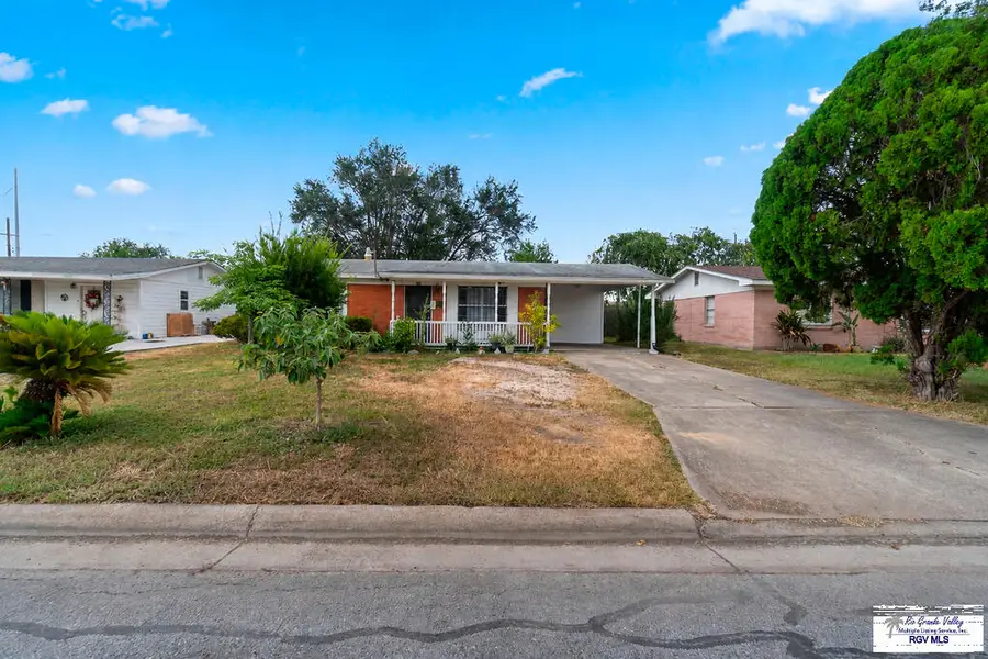 206 E Davis St, Harlingen, TX 78550 - #2