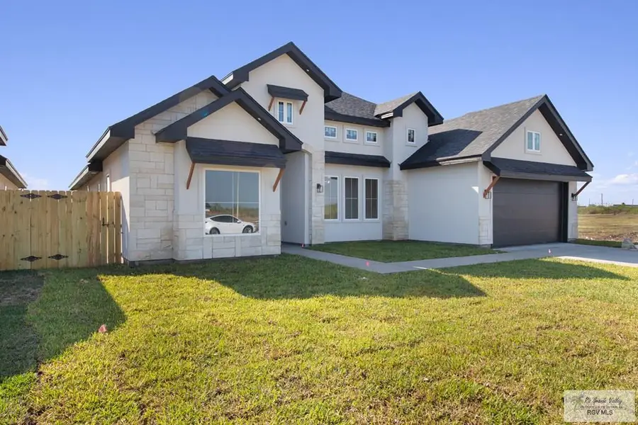 2609 Del Roble Ln., Brownsville, TX 78526 - #2
