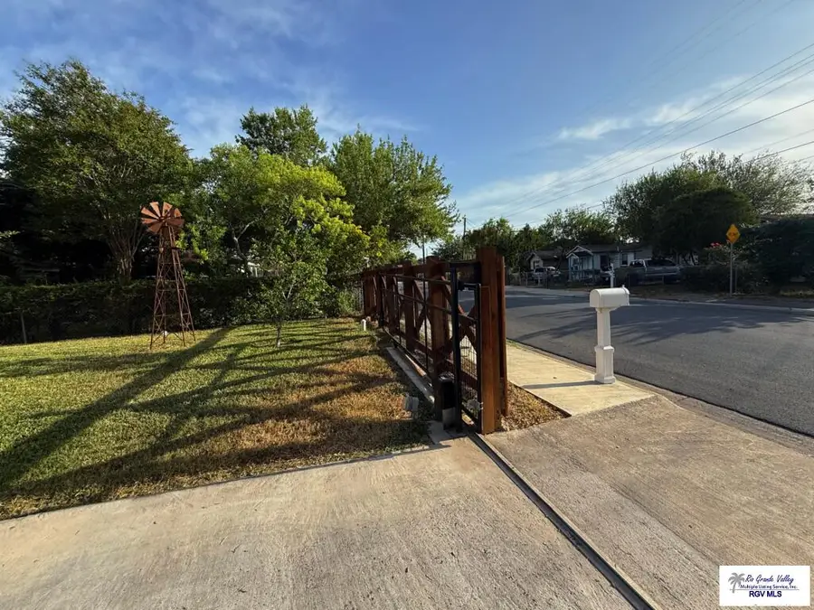 58 East Dr., Brownsville, TX 78520 - #3
