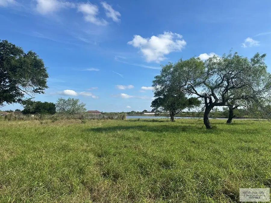 860 North Dakota, Brownsville, TX 78521 - #3