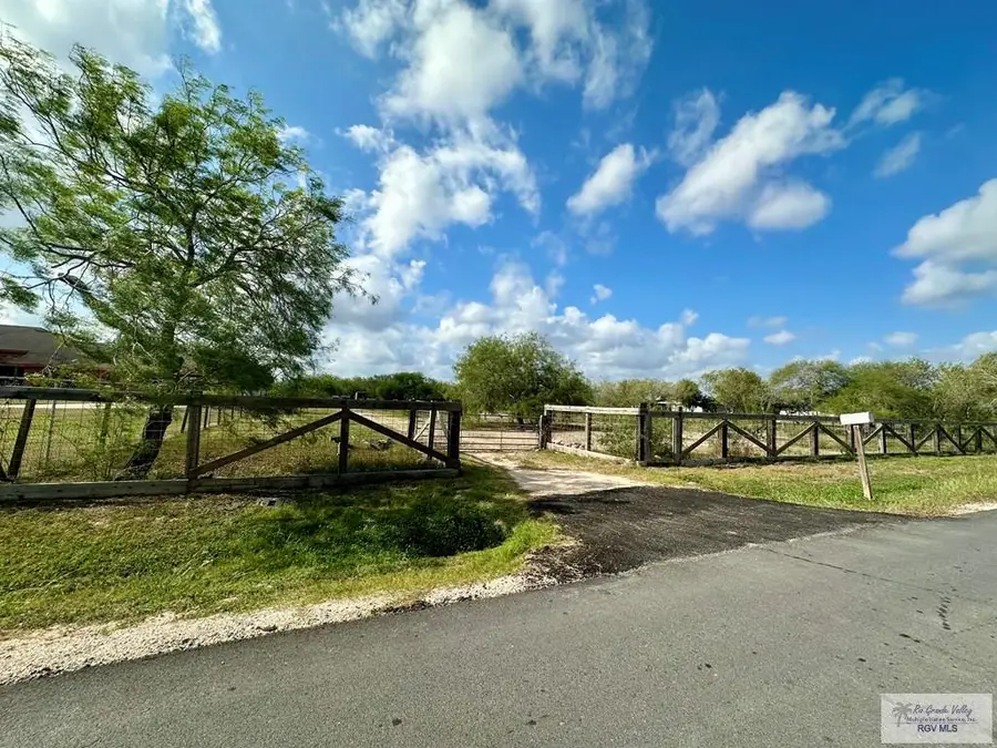 4456 S Browne St, Brownsville, TX 78521 - #2