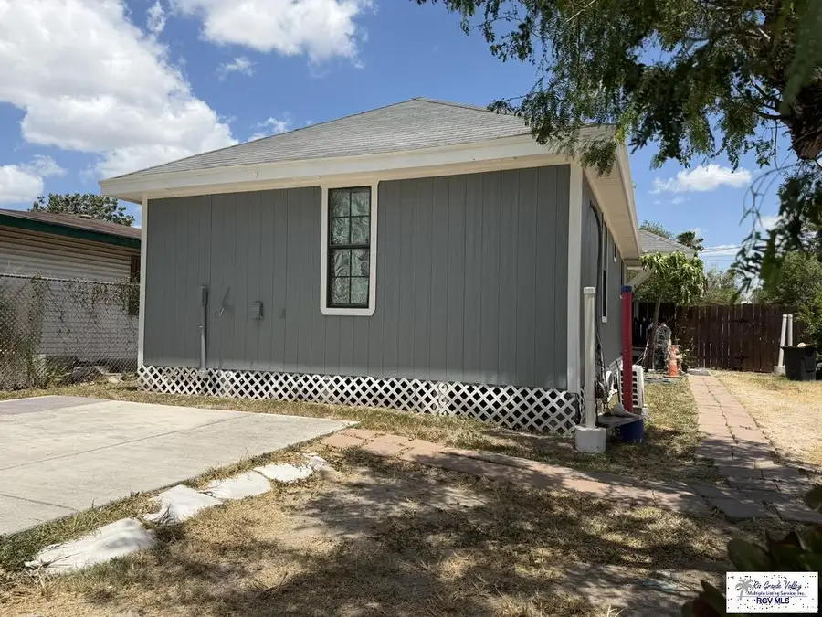 206 W Hazel St, San Juan, TX 78589 - #2
