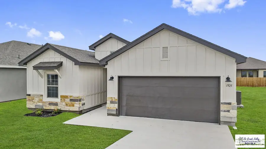 1925 Dean Dr, Harlingen, TX 78552 - #2