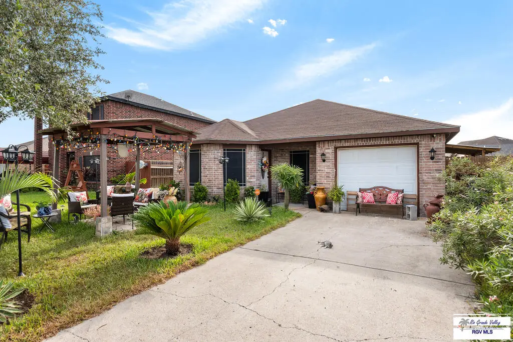 1965 Baja Drive, Los Fresnos, TX 78566 - #1