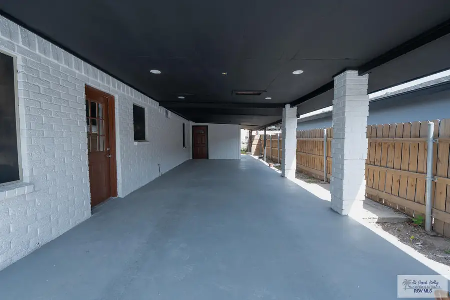3203 Alameda Dr., Brownsville, TX 78521 - #3