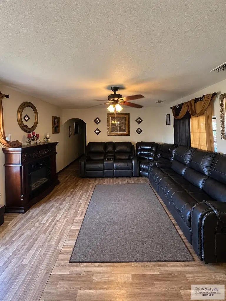 9204 Pagosa St, Brownsville, TX 78520 - #3