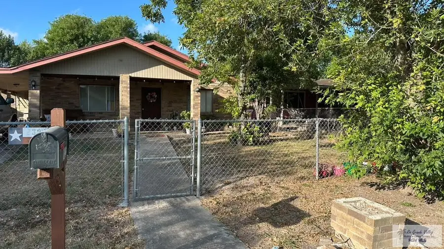 2309 San Bernardo St, Brownsville, TX 78521 - #2