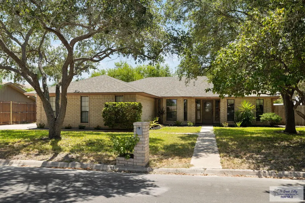 2802 Becky Ln, Harlingen, TX 78550 - #1