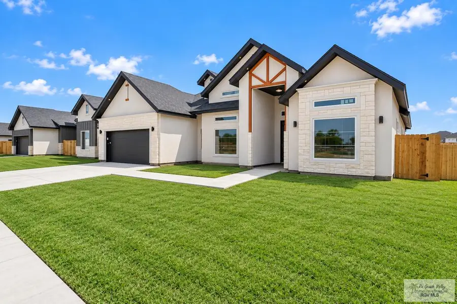 2680 Del Roble Ln., Brownsville, TX 78526 - #2