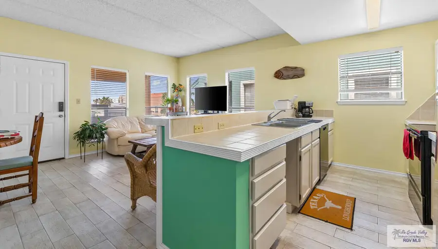 125 E Retama St. #3-A, South Padre Island, TX 78597 - #3
