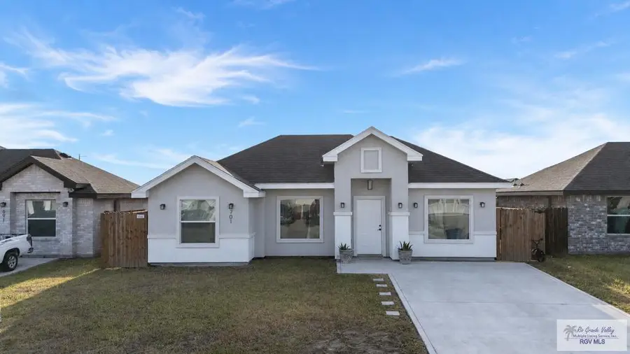 701 Tamarindo Ln., Brownsville, TX 78521 - #3