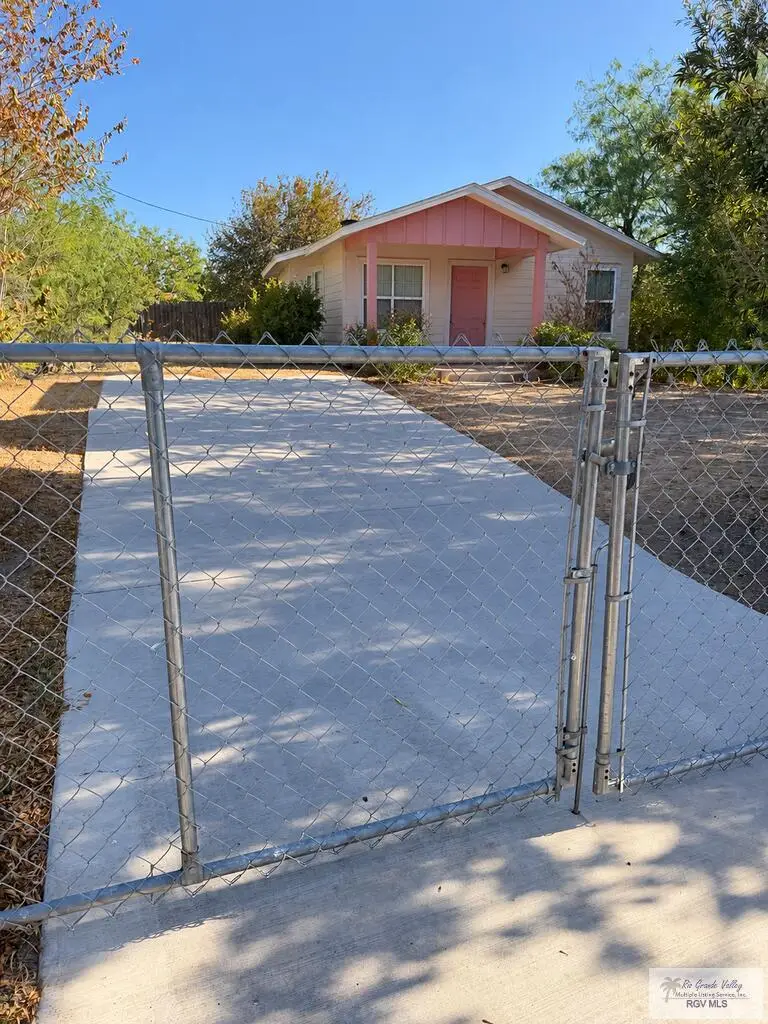208 Western Blvd., Brownsville, TX 78520 - #2