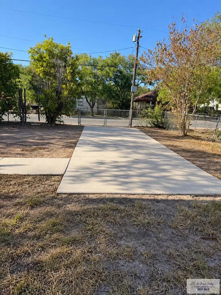 208 Western Blvd., Brownsville, TX 78520 - #3