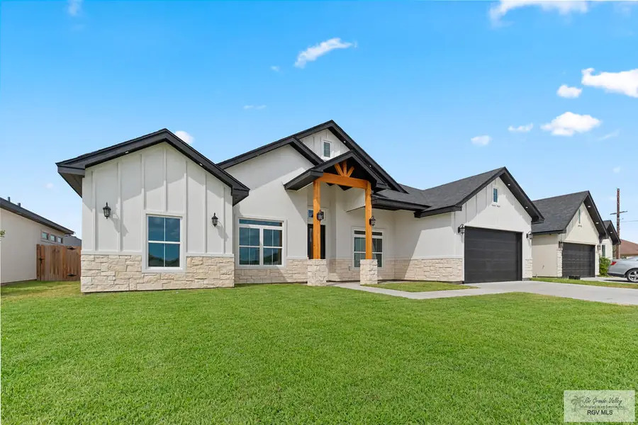 2606 Julian St, Harlingen, TX 78552 - #2