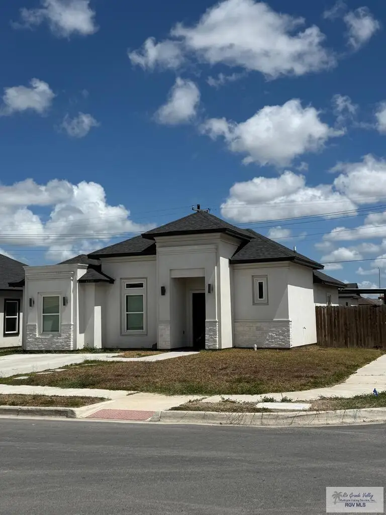 6100 Dakota Garden Cir, Brownsville, TX 78521 - #3