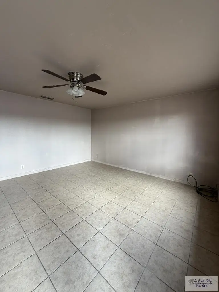 140 Las Palmas St, San Benito, TX 78586 - #3