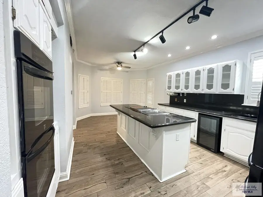 3505 Pebble Beach Dr., Harlingen, TX 78550 - #3