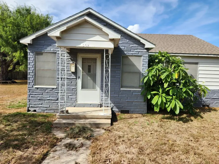 302 Filmore St, Harlingen, TX 78550 - #3