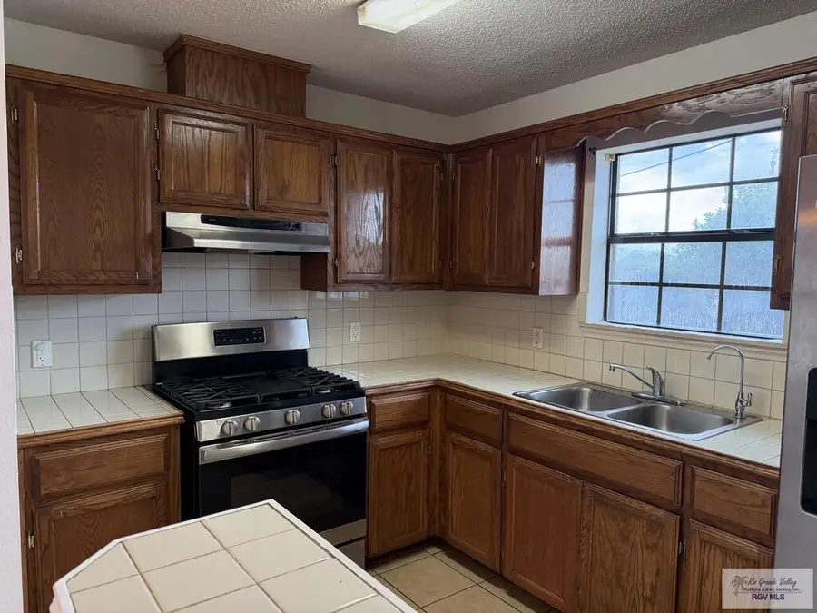 340 Medford Ave., Brownsville, TX 78521 - #2