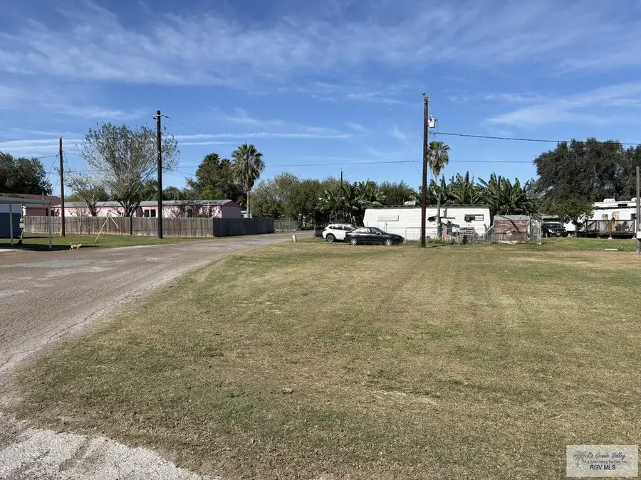 27327 Iowa #11, 12, 13, La Feria, TX 78559 - #3