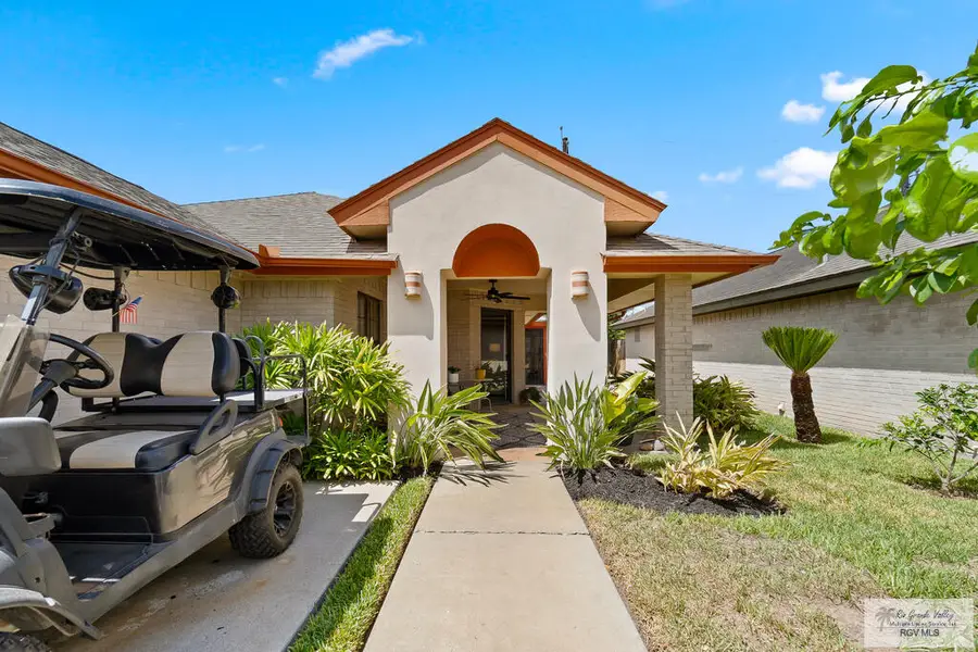 114 Willow Cir, Harlingen, TX 78552 - #2