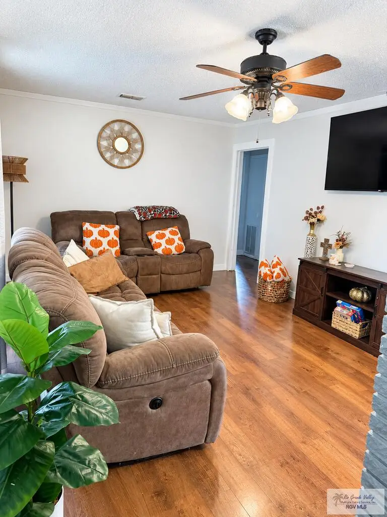2414 E Crockett Ave., Harlingen, TX 78550 - #2