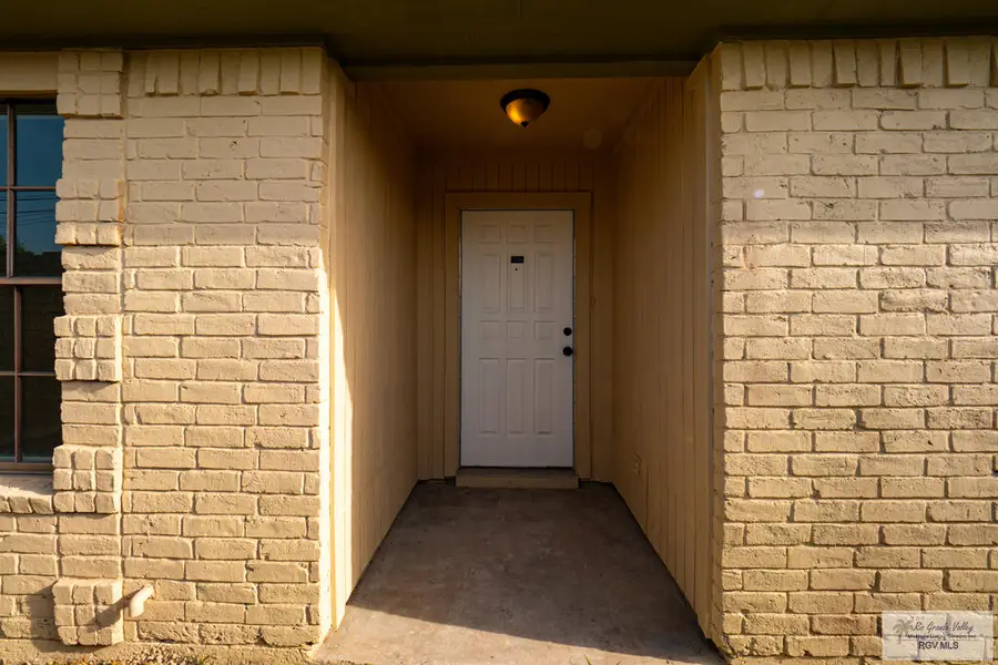 23919 Ellie Ln, Harlingen, TX 78552 - #3