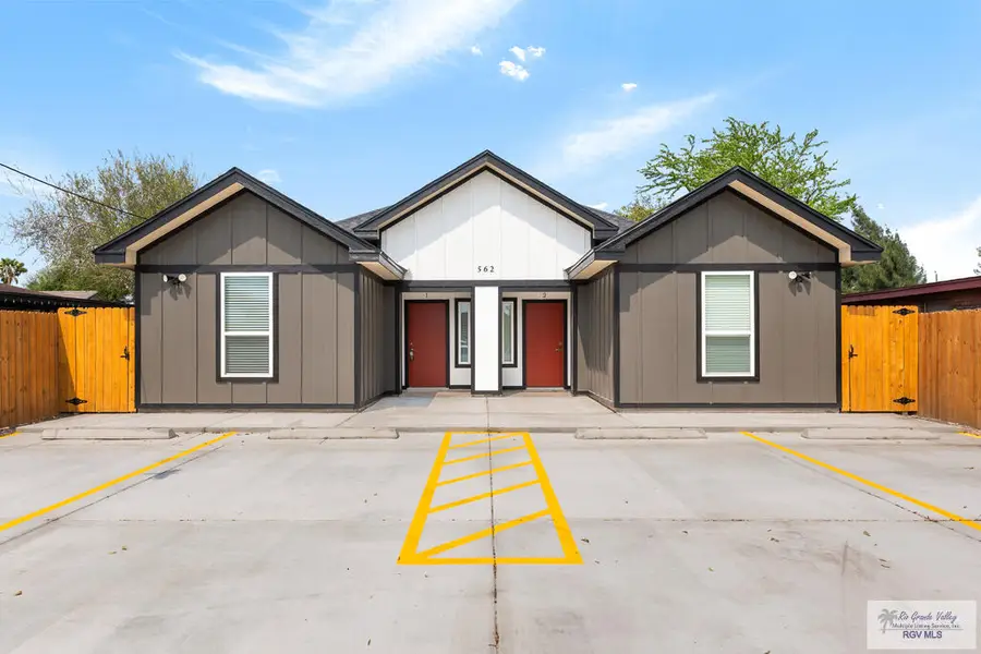 562 N Avenida Del Sol, Brownsville, TX 78526 - #2