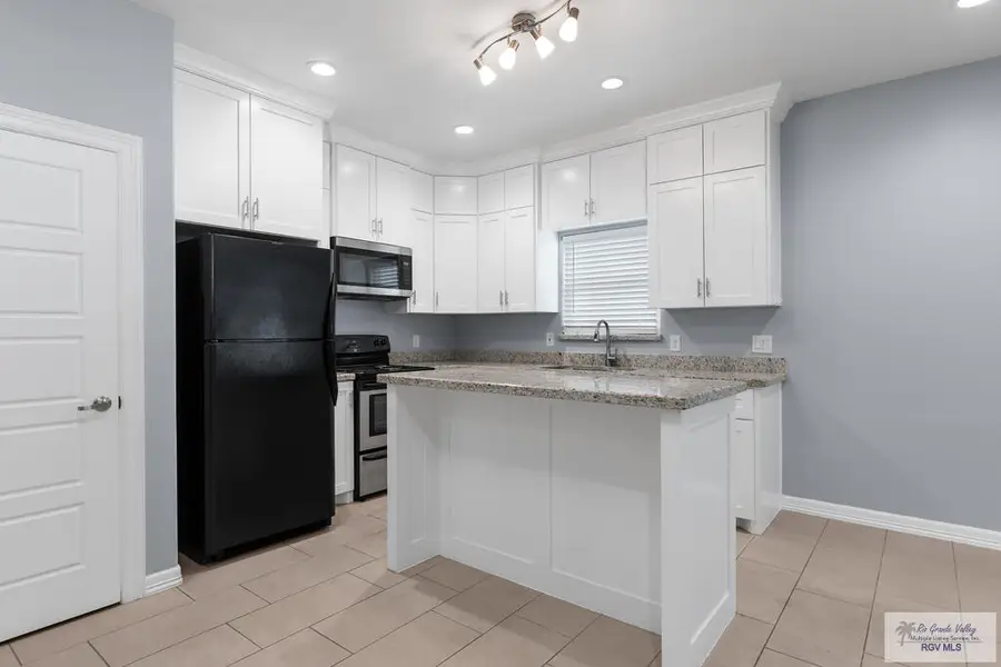 1174 N Central, Brownsville, TX 78521 - #3
