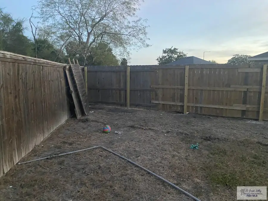 7720 Sabal Palm Dr., Brownsville, TX 78521 - #3