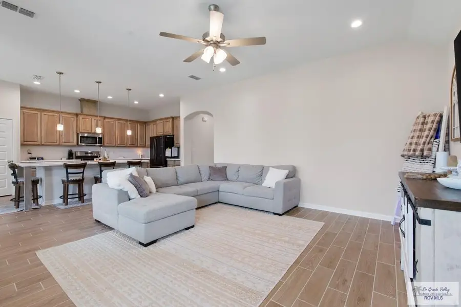 2409 Paso Dr, Harlingen, TX 78552 - #3