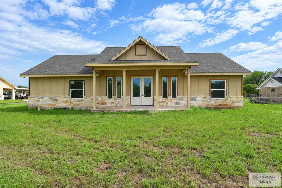 20479 N Highway 77 Bypass, Combes, TX 78550 - #2