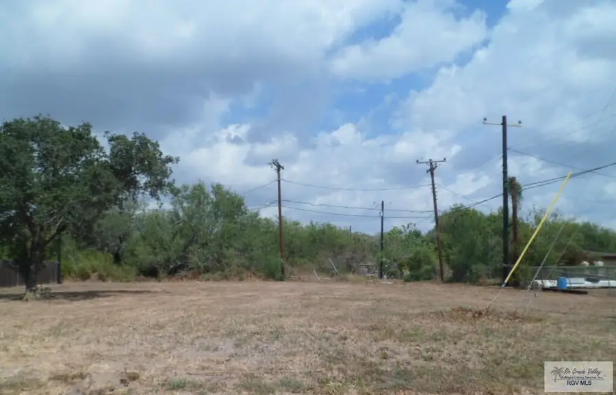 610 Garrison Dr, San Benito, TX 78586 - #3