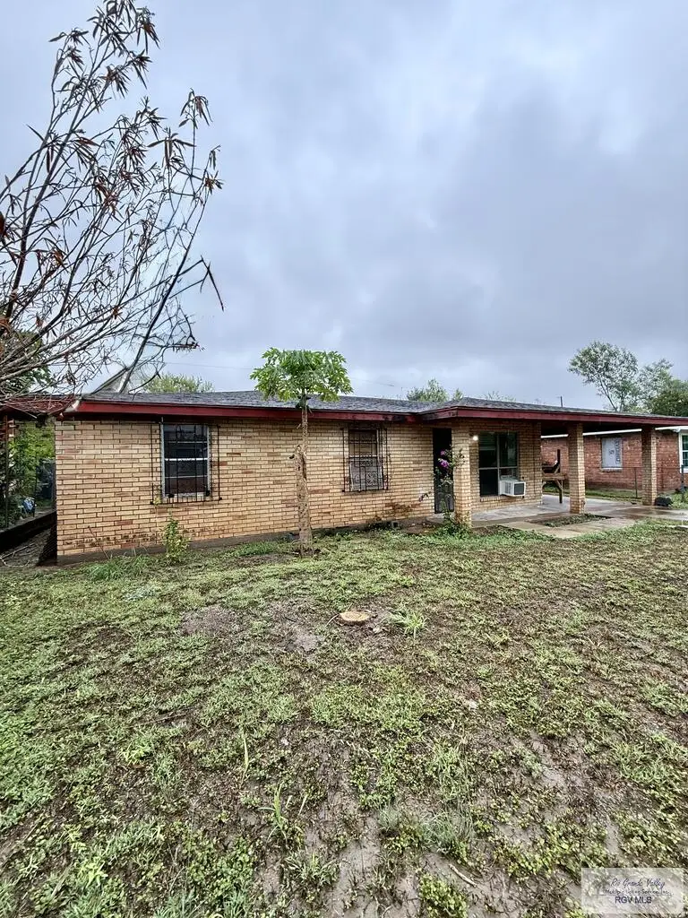 307 Hester Ave, Donna, TX 78537 - #2