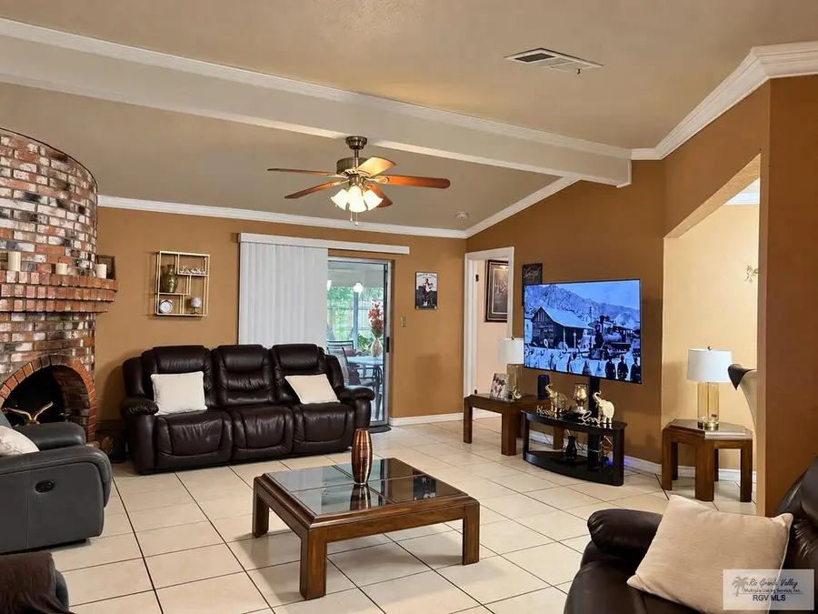 35 Varela Ct., Brownsville, TX 78526 - #3