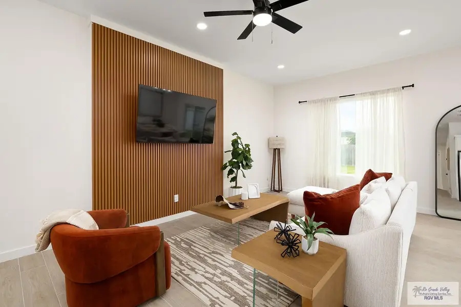 4221 Casamigos St, Harlingen, TX 78552 - #2