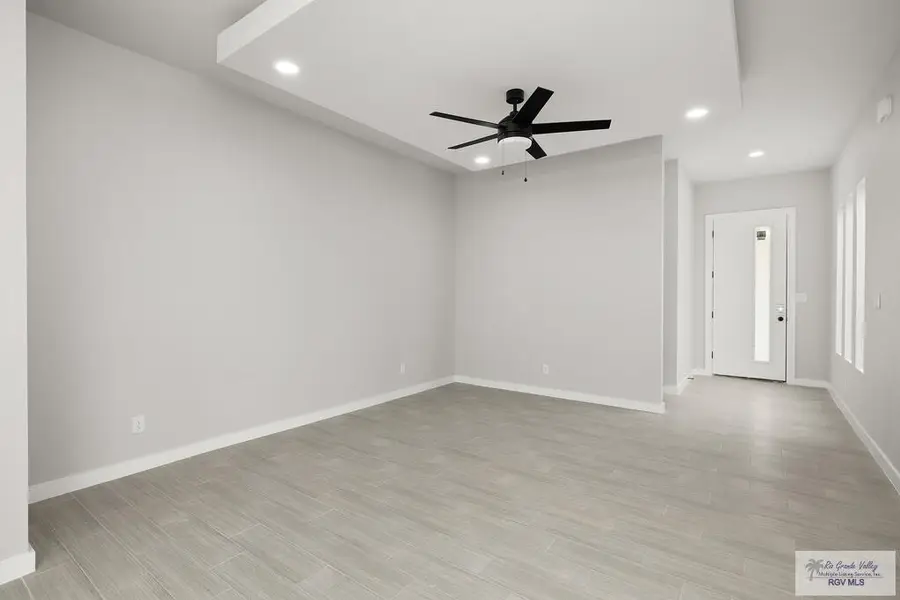 4233 Casamigos St, Harlingen, TX 78552 - #2
