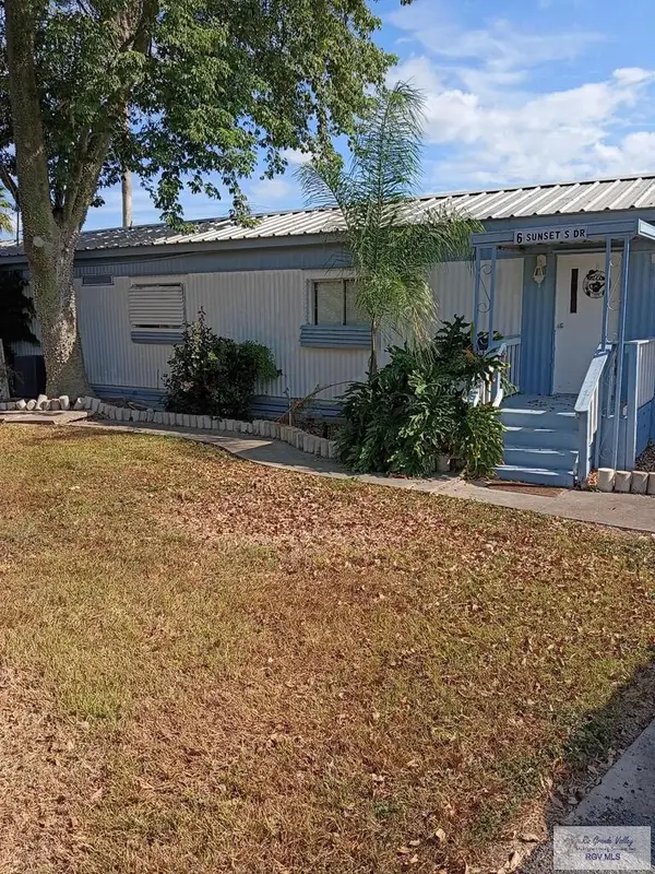 6 S Sunset Dr. #1002, LOS FRESNOS, TX 78566