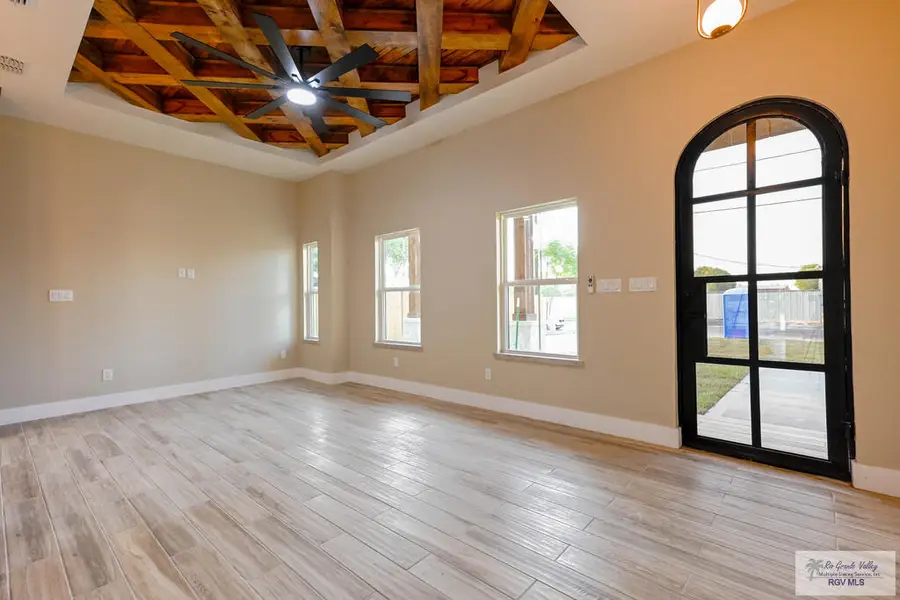 1001 Markowsky Ave., Harlingen, TX 78550 - #3